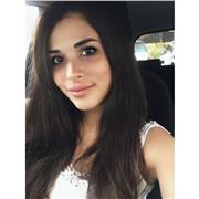 Laureata in Lingue per l'Interpretariato e la Traduzione 110 e lode